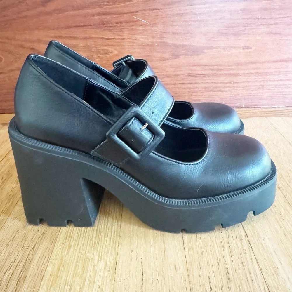 Madden Girl Black Mary Jane Trinity Chunky Platform Heel Size 7.5 Y2K FairyGoth